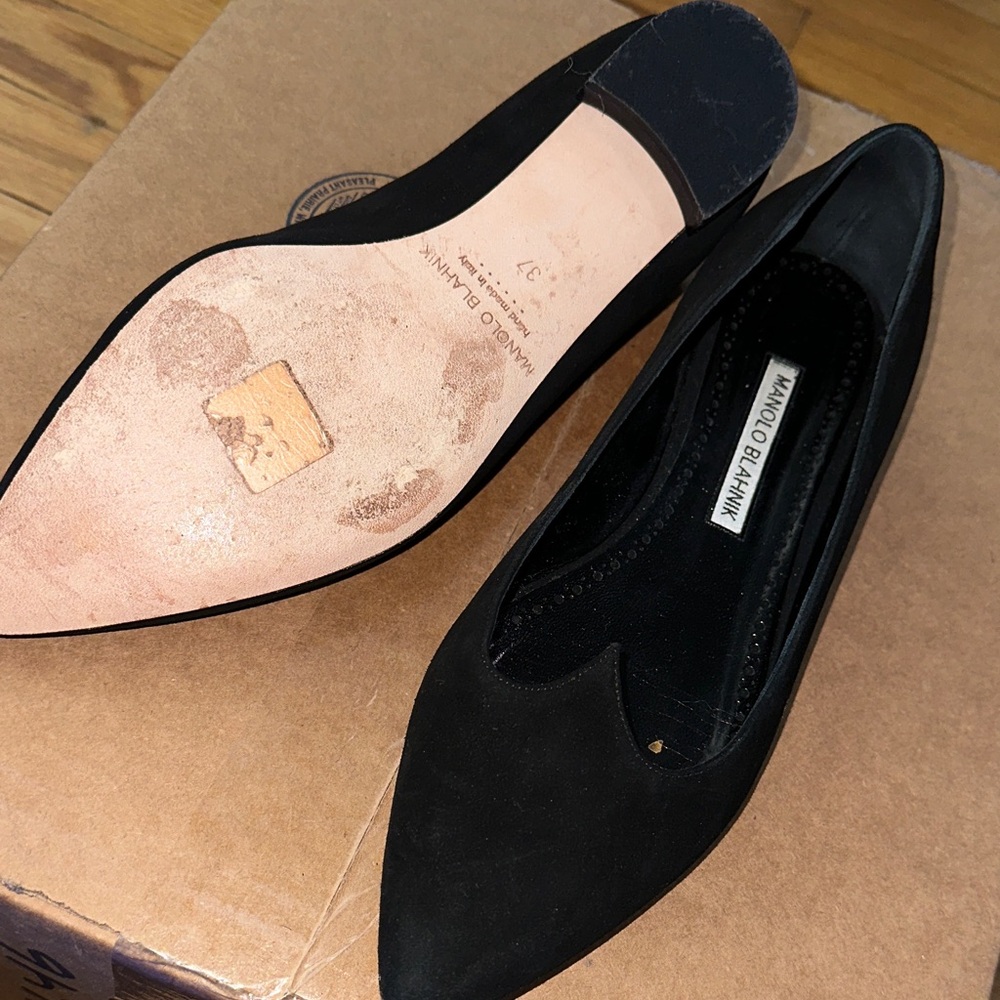 Manolo Blahnik Black Suede Flats - Picture 6 of 9